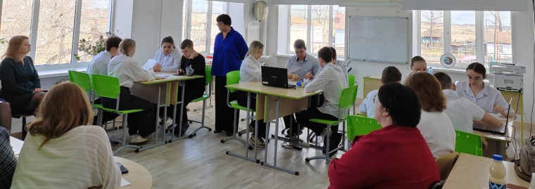 День открытых дверей "Организация урочной и внеурочной деятельности в образовательном центре "Точка роста".